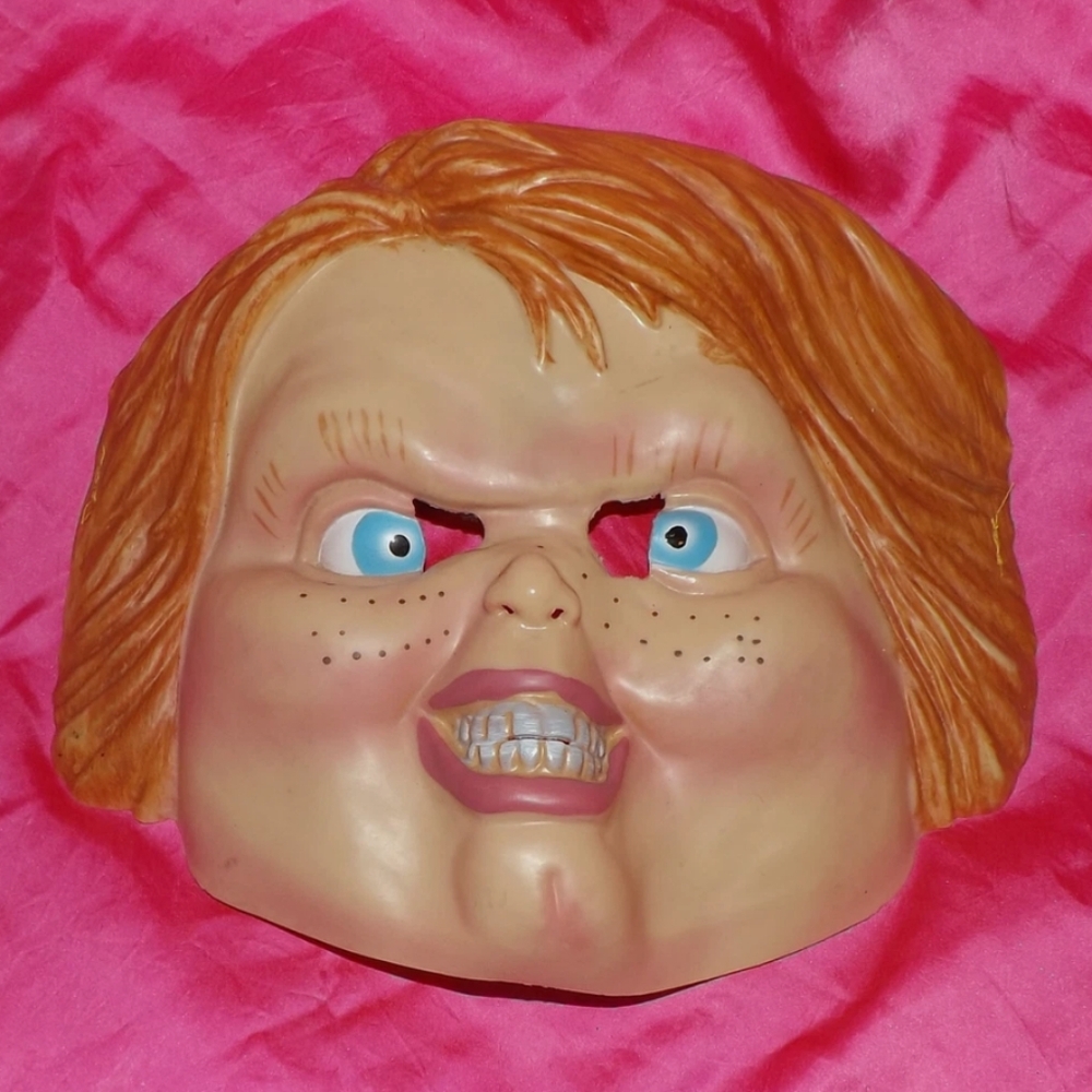 Chucky Horror Mask - Picture 6 of 7